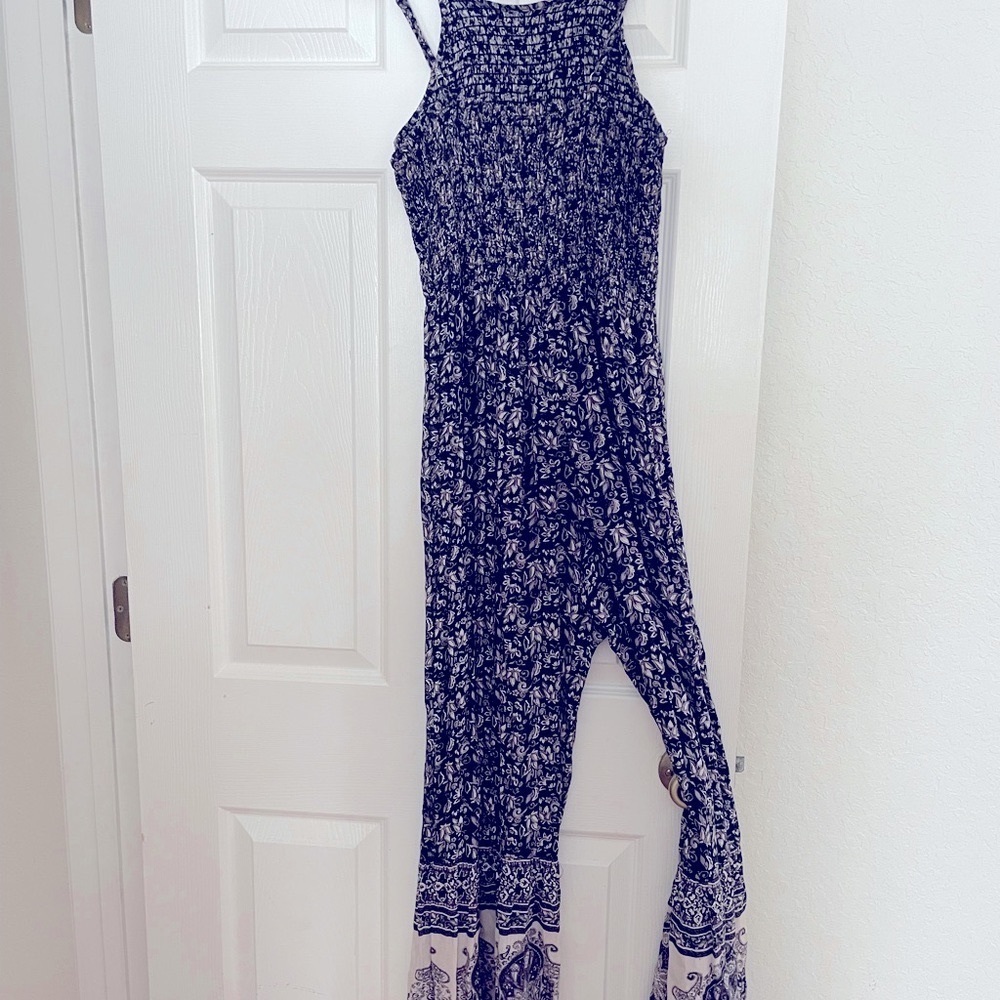 Dark Blue and white pant paisley jumper